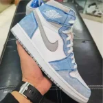 Air Jordan 1 Hyper Royal (Master Quality)